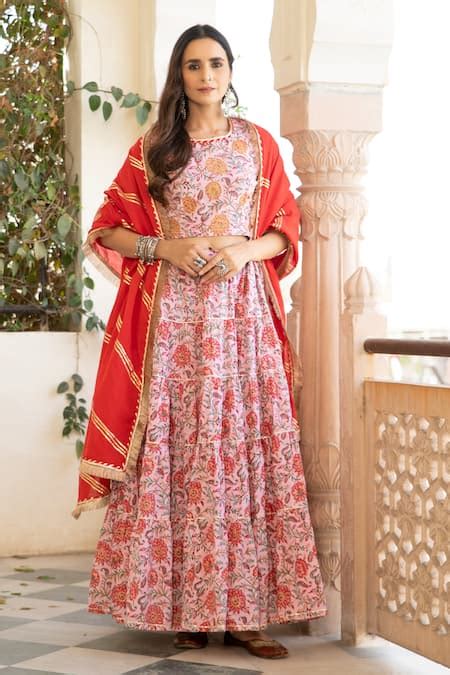Buy Pink Cotton Floral Print, Gota Work High Neck Chaand Inaayat ...