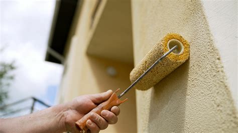 Exterior Paint Short Story Summary