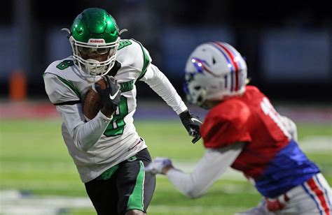 Holy Name maintains first-place deadlock in Great Lakes Conference with ...