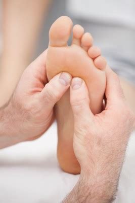 Why Are My Toes Numb? | Roseville Foot Care