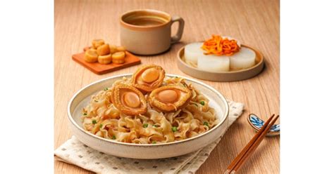 Abalone in Abalone Sauce with Dried Scallop and Noodles l Recipes l Lee ...