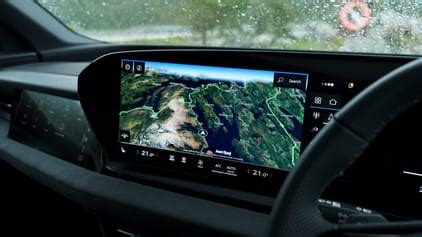 Audi Q6 e-tron Interior Layout & Technology | Top Gear