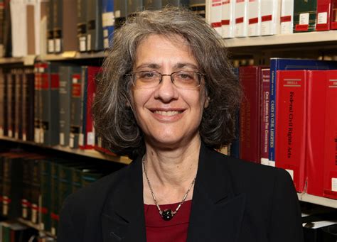 Elyn Saks e a comovente história de quem superou a esquizofrenia ...