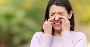 ¿Pueden las alergias afectar tu visión y salud ocular?