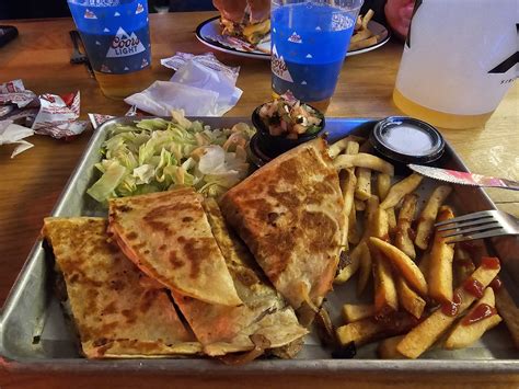 Joe's Older Than Dirt – Great Food, Live Music & Friendly Vibes