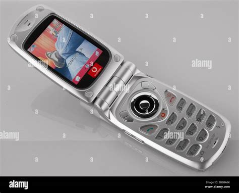 1990s mobile phone hi-res stock photography and images - Alamy