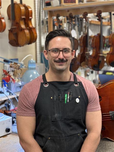 Evan Folie, Luthier - House Of Note