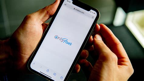 OnlyFans Logo auf einem Display