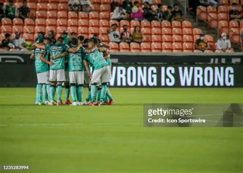 Leon Johnson Soccer Player Photos and Premium High Res Pictures - Getty ...