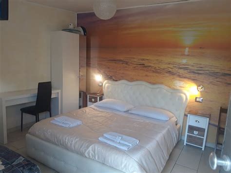 B&B OASIS PASSION FIERA (Rho, Milan) - B&B Reviews, Photos, Rate ...