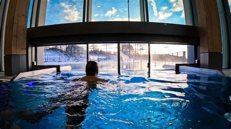 Undersøkelse om bruk av hjemmetjenester - Oslo kommune - Aktuelt Minimalist Background Background Background