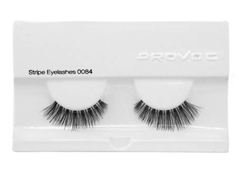 7 False Lashes You Can Use To Get Fluttery Eyelashes Like Esha Gupta ...