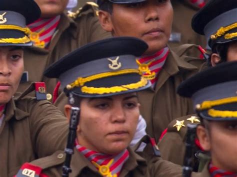 After First Batch Of Women Combat Pilots, Defence Minister Manohar ...