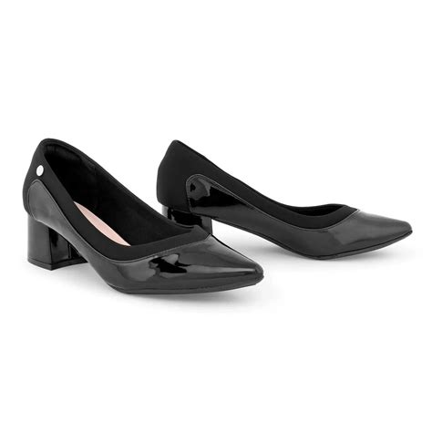 Buy Ava Point Toe Black Pumps | Lino Perros