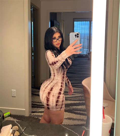 Discovering The Allure Of Liliana Heartss: A Rising Star