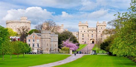 UK Scotland and Ireland Tour 13 Nights 14 Days Group Tour from India ...