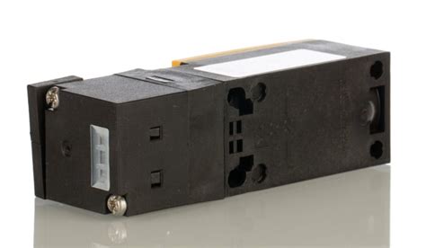 106870 LS-11S-ZB Eaton | Eaton Safety Interlock Switch, 1NC/1NO ...