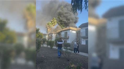 Escondido fire destroys apartments, displaces families | cbs8.com