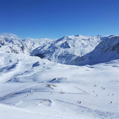 VAL D'ISÈRE SKI - MICHELLE LE BEL - All You Need to Know BEFORE You Go ...