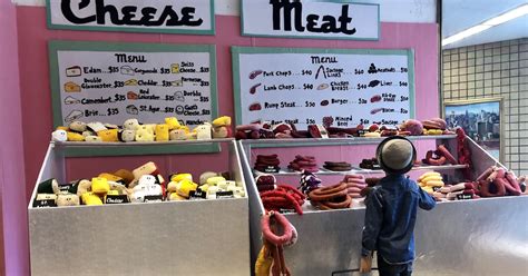 Artist opens New York delicatessen with 30,000 products made of felt ...