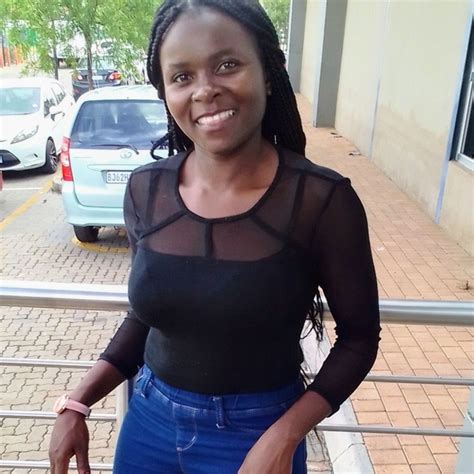 Tambudzai - English teacher - ₹843/h