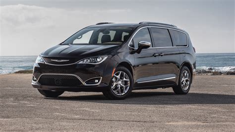 Is A 2018 Chrysler Pacifica A Good Car at Oliver Wolff blog