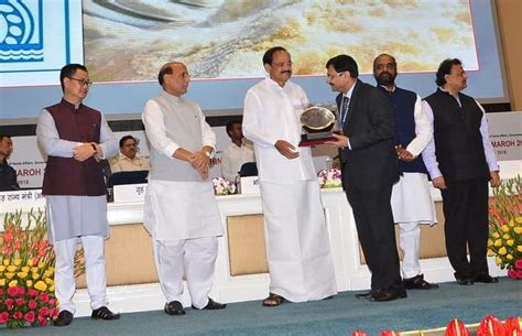 DVC Receives Rajbhasha Kirti Purasksr