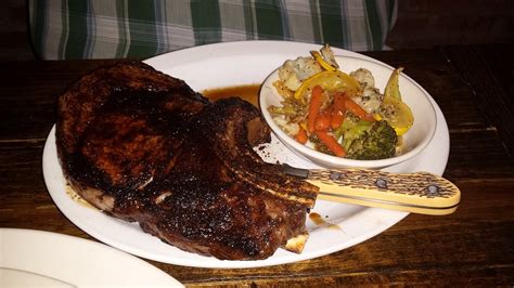 DOE'S EAT PLACE, Monroe - Restaurant Reviews, Phone Number & Photos ...