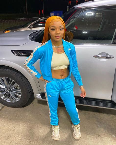 GloRilla Outfit from June 5, 2022 | WHAT’S ON THE STAR?