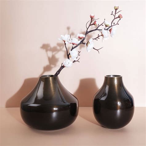 Metal Flower Vase Set of 2 | Antique Brass – Behoma