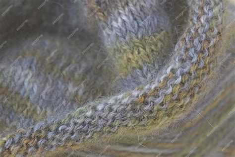 Woollen Thread Design 的图像结果