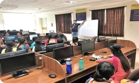 Expert Lecture/Guest Lecture