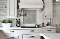 Kitchen Backsplash For White Cabinets by The Best Kitchen Backsplash Ideas For White Cabinets Kitchen Backsplash For White Cabinets