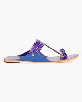 Flip Flops & Slippers for Women | Buy Ladies Slippers Online | Ajio