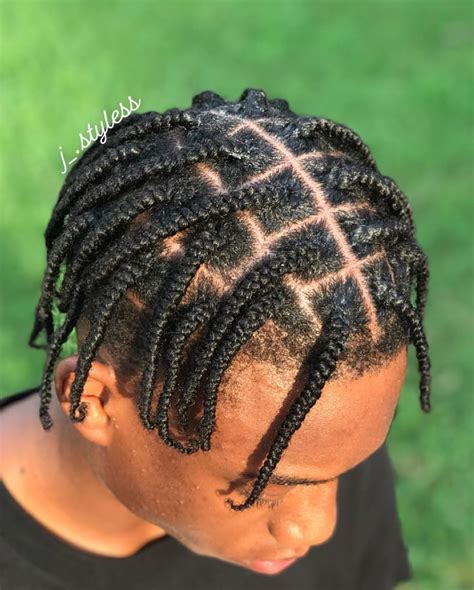 Jen!👸🏾 on Instagram: “Men’s Box Braids 🤩 . . . @j_.styless @j_.styless ...