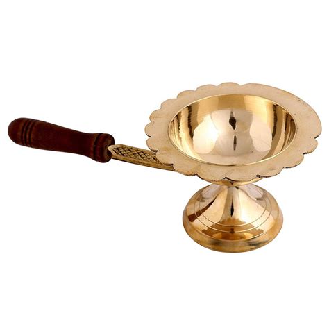 Handcrafted Brass Aarti Lamp/Dhoop Stand with Wooden Handle For Pooja ...
