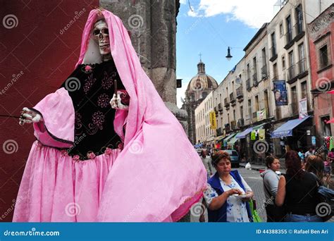 Religions in Mexico - Santa Muerte Editorial Image - Image of living ...