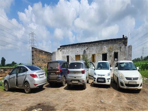 SMC bust gamble den in Kotada Chakar Caught 12 gamblers and 14 vehicles ...