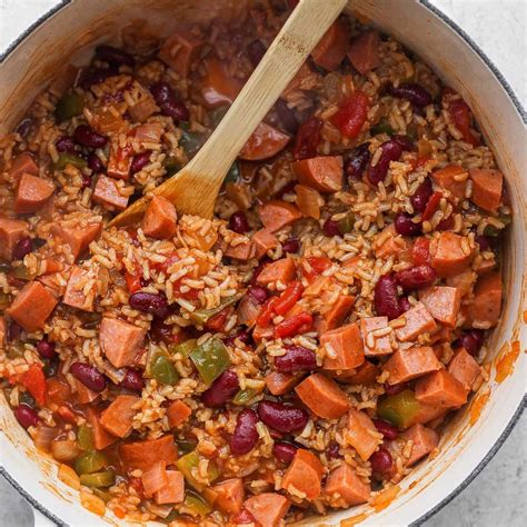 Easy Red Beans and Rice (w/ brown rice!) - Fit Foodie Finds