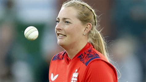 England welcome back 'happy' Sophie Ecclestone and take Charlotte Edwards' 'winning mentality ...