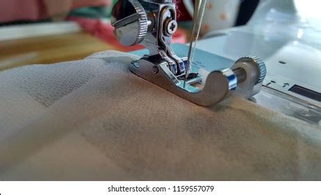 Textiles Sewing Machine 的图像结果