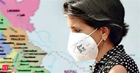 Covid-19 News: Covid-19 infections spike: Experts agree on masking up ...