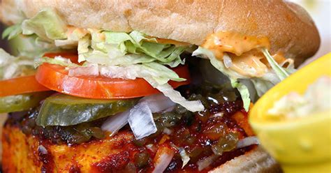 Fatburger, Gurgaon: First Look | Delhi NCR | Whats Hot | WhatsHot Delhi Ncr