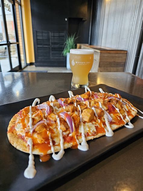 Good Bites — The Dell: Food and Brew Hall