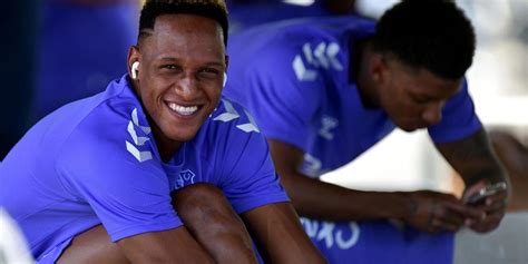 Jordan Pickford elogió a Yerry Mina, lamentó su salida de Everton y las ...