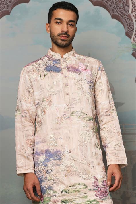 Buy Illusory Fabled Hand Embroidered Kurta Set Online – Asuka Couture