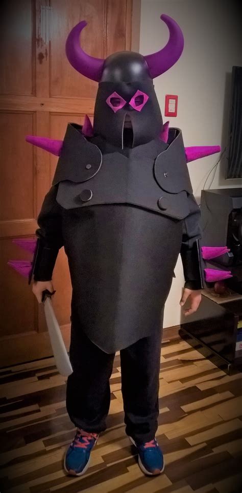 Pin de Mimi chikis en Halloween | Disfraces para niños, Clash royale ...