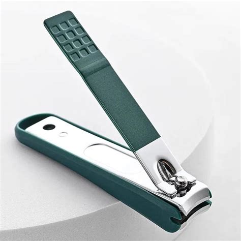 3-in-1 Nail Care Grooming Set – Compact Manicure Kit with 2 Nail Clipp ...
