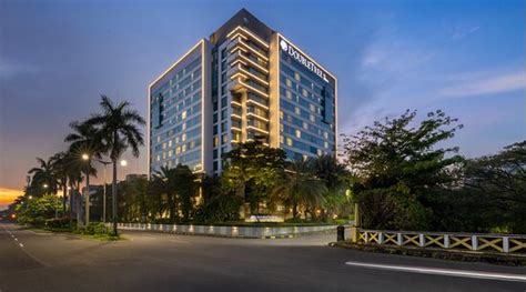 DOUBLETREE BY HILTON JAKARTA KEMAYORAN - Hotel Reviews, Photos, Rate ...