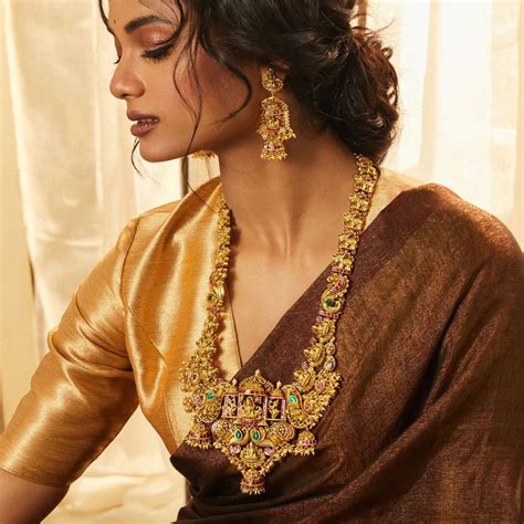 Timeless Antique Silver Necklaces for Your Valentine – Paksha India